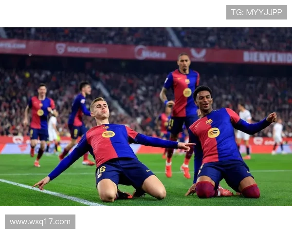 莱万32分钟上演完美帽子戏法助巴萨大胜对手强势登顶西甲积分榜 莱万32分钟上演完美帽子戏法助巴萨大胜对手强势登顶西甲积分榜